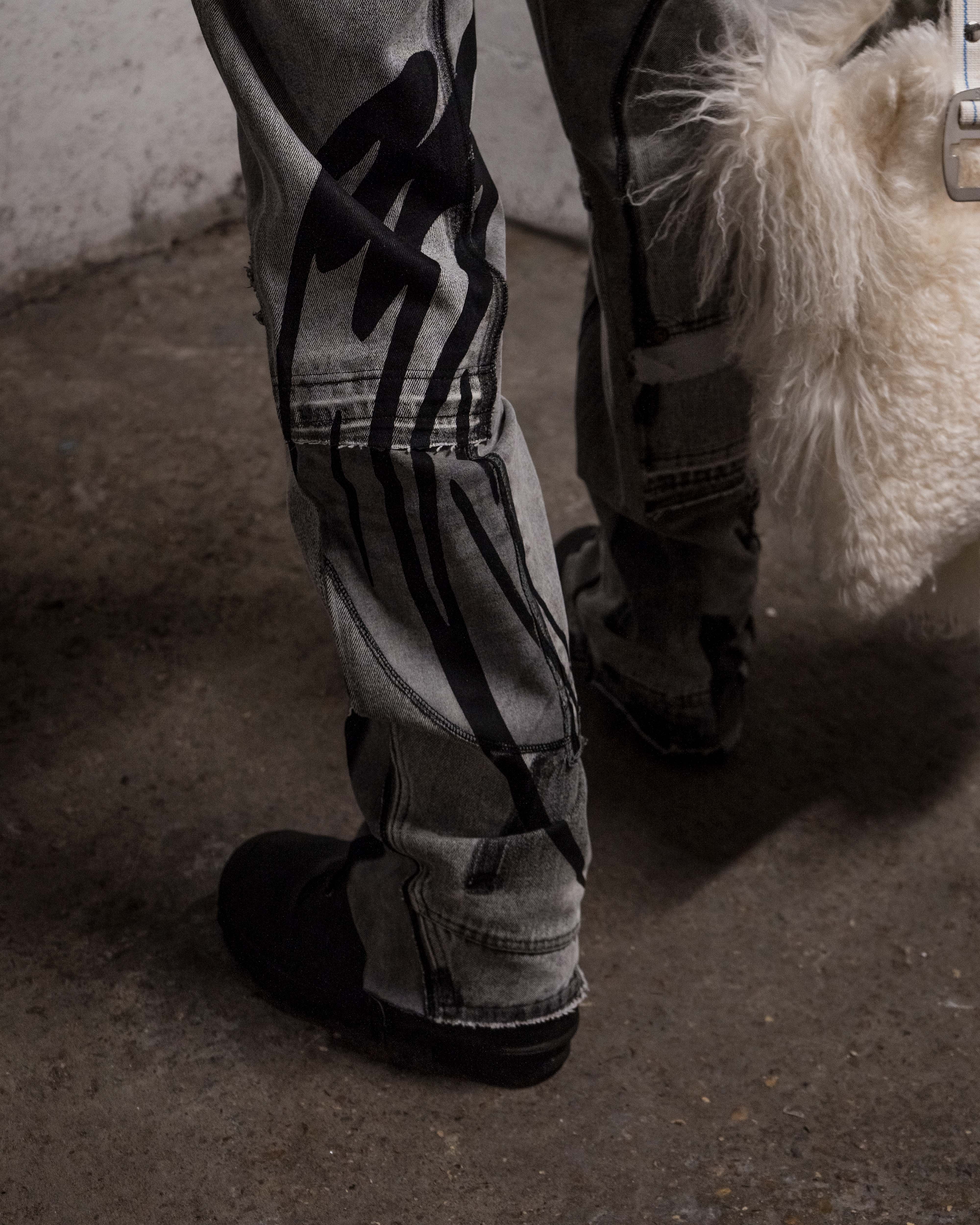 DENIM PRINTED PATCHWORK PANTS